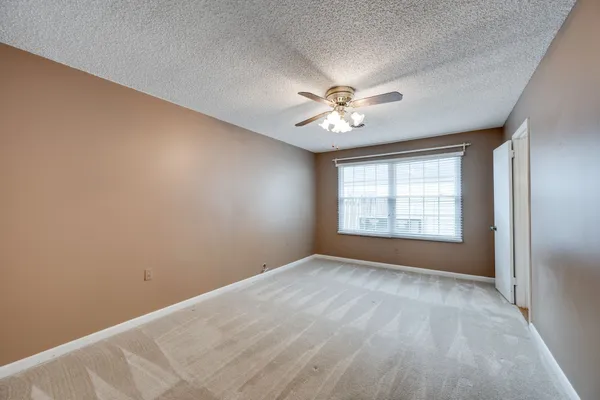 $239,900 | 5601 Country Drive, Unit 213, Nashville, TN 37211