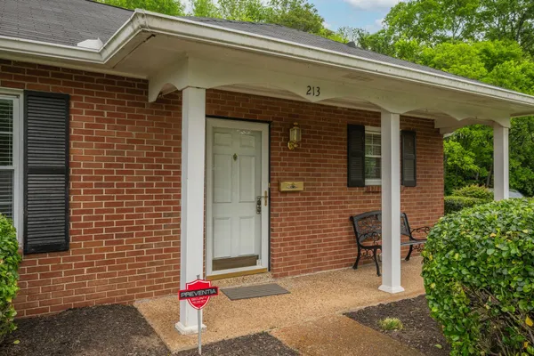 $239,900 | 5601 Country Drive, Unit 213, Nashville, TN 37211