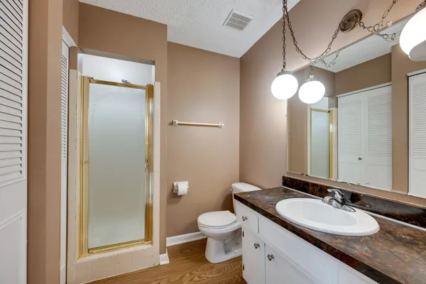 $239,900 | 5601 Country Drive, Unit 213, Nashville, TN 37211
