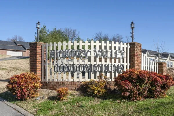 $239,900 | 5601 Country Drive, Unit 213, Nashville, TN 37211