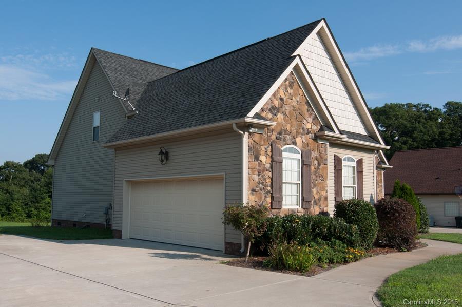 118 Clark Road, Unit 3 Monroe, NC 28110 - Photo 3 of 16 Gallery Image 3