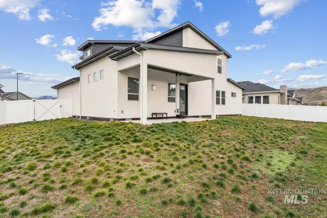 $599,000 | 2587 East Jonagold Court, Emmett, ID 83617