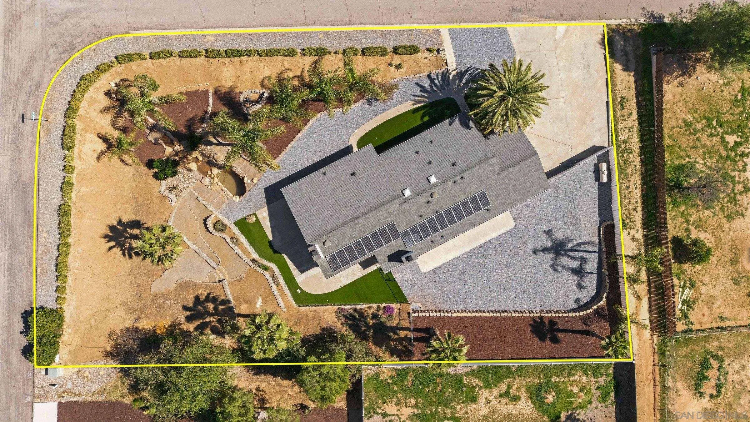 24763 Leada Way Ramona, CA 92065 - Photo 3 of 35