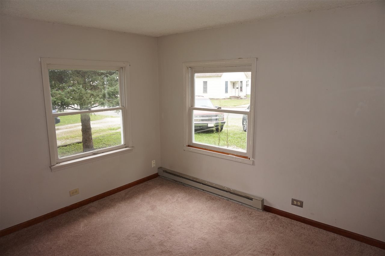 636 North 7th Street Decatur, IN 46733 - Photo 5 of 6