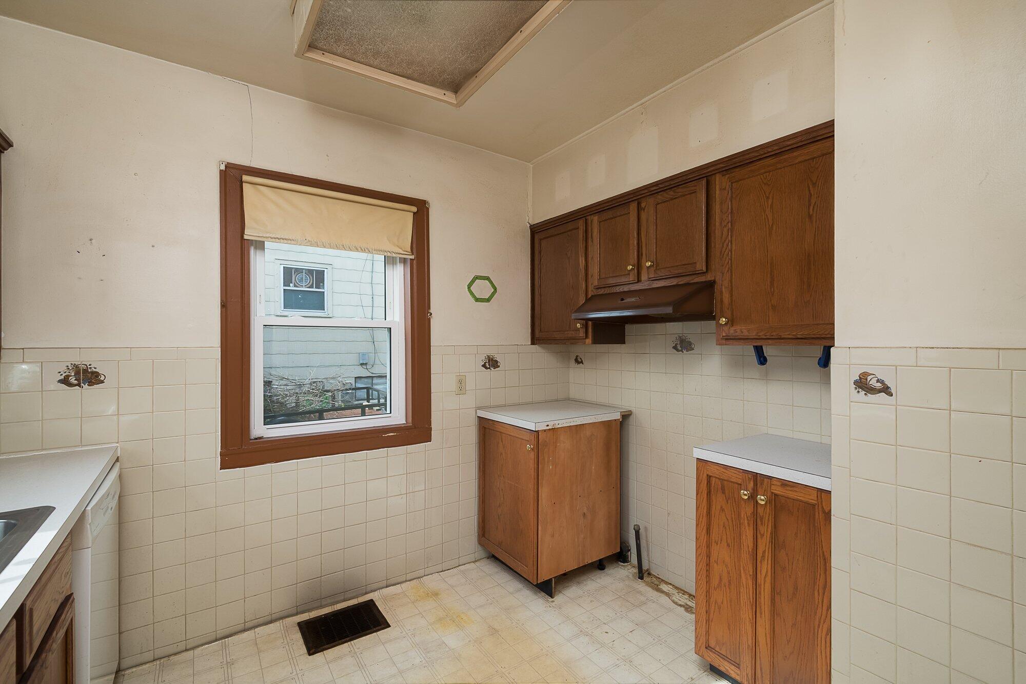 722 Alton Road Danville, KY 40422 - Photo 9 of 27 009-722_alton_rd_4_27_23-highrez.jpg-SMA