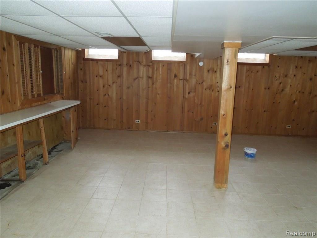 17543 Ramsgate Drive Lathrup Village, MI 48076 - Photo 19 of 22