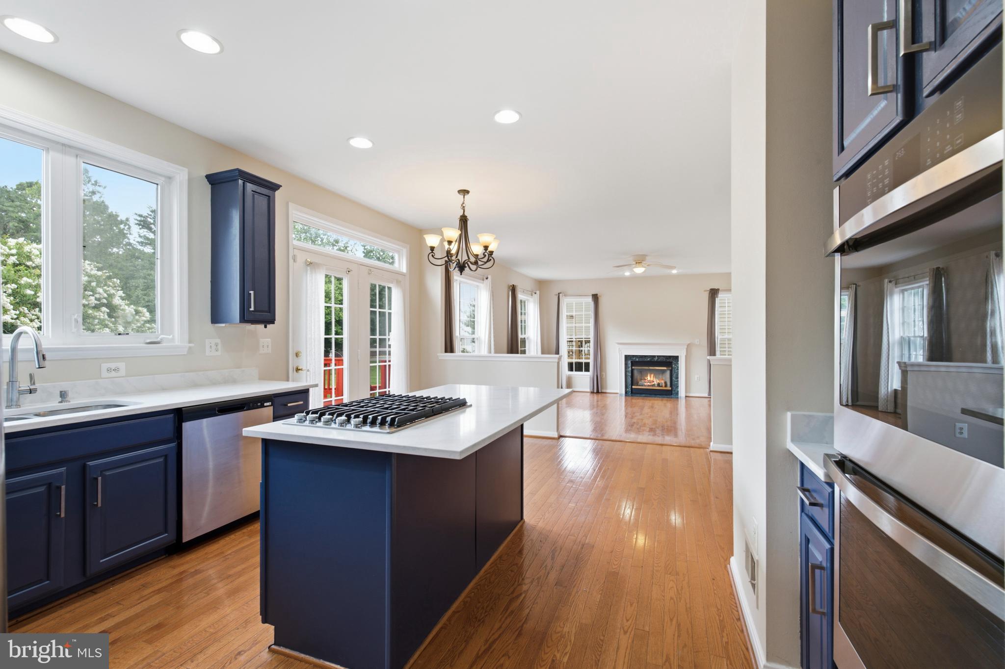 7608 Mcweadon Lane Springfield, VA 22150 - Photo 10 of 72