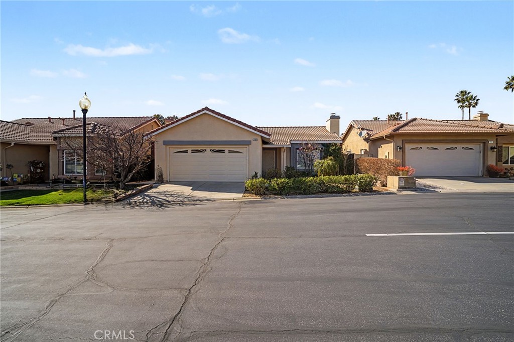 733 Daybreak Way Banning, CA 92220 - Photo 3 of 22