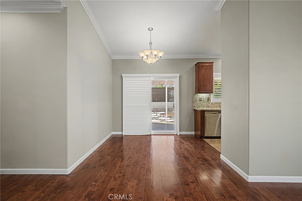 733 Daybreak Way Banning, CA 92220 - Photo 9 of 22 Dinning area