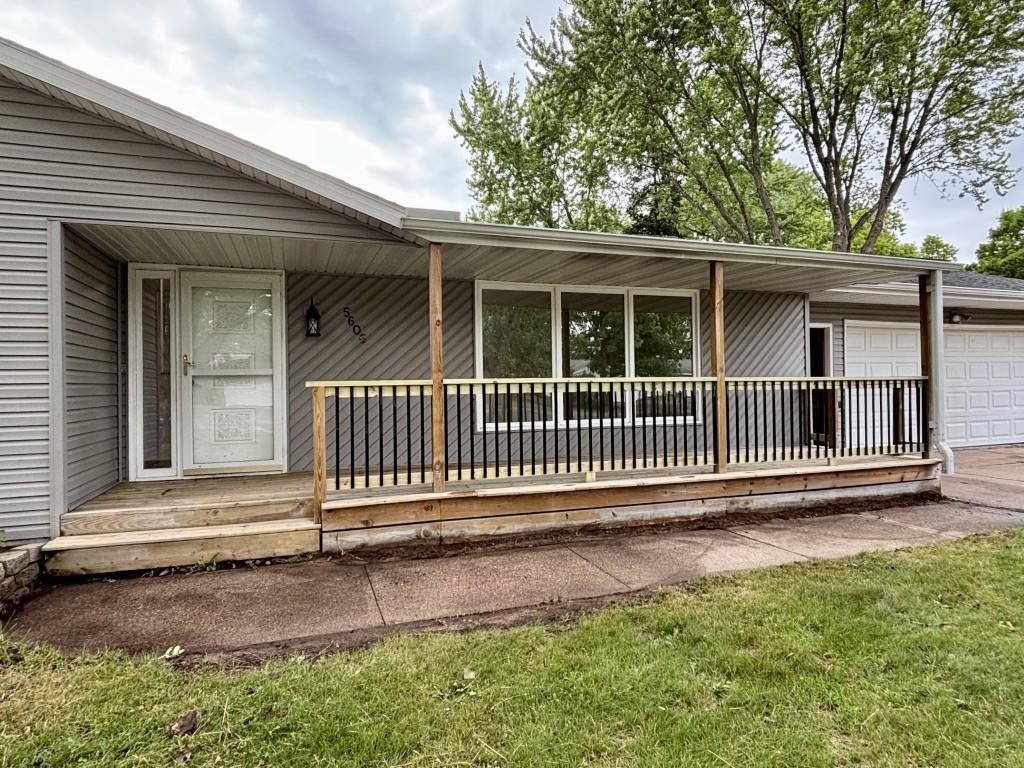 5606 Walnut Street Schofield, WI 54476 - Photo 4 of 60