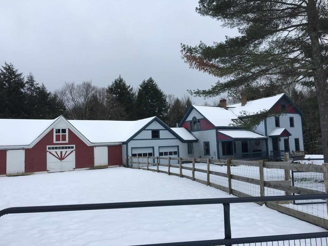 585 Isham Road Hinesburg, VT 05461 - Photo 14 of 19 Gallery Image 14