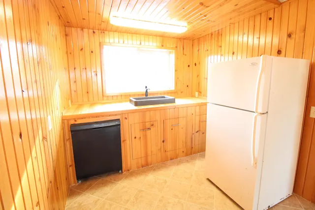 $180,000 | 14 Sunset Drive, Montello, WI 53949