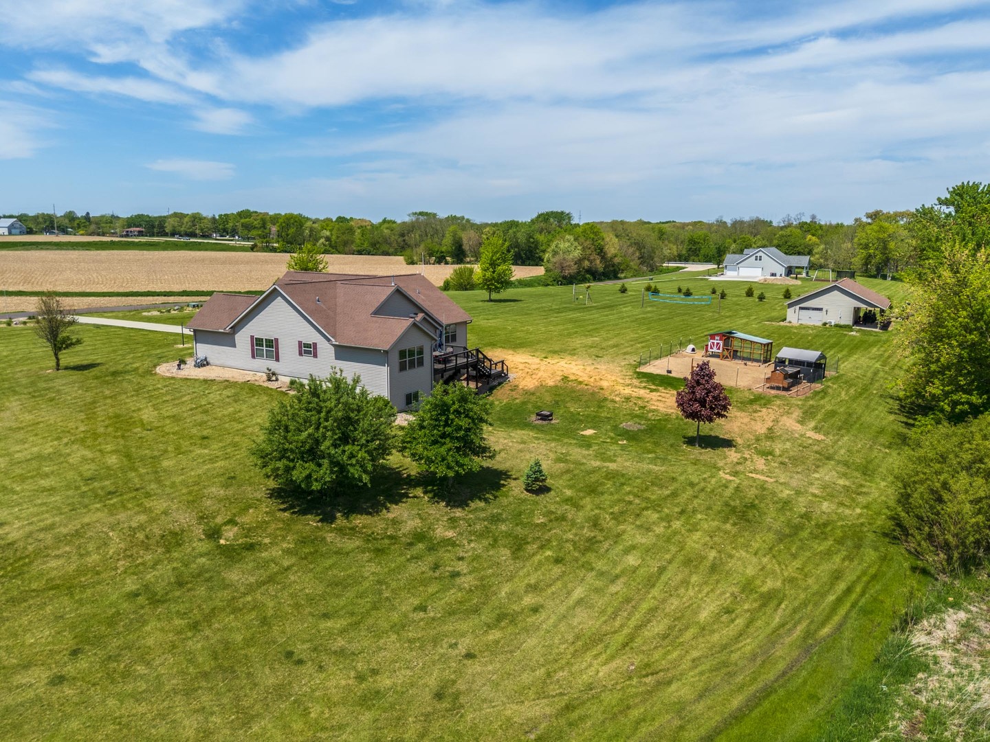 110 California Road Pekin, IL 61554 - Photo 4 of 88 Gallery Image 4