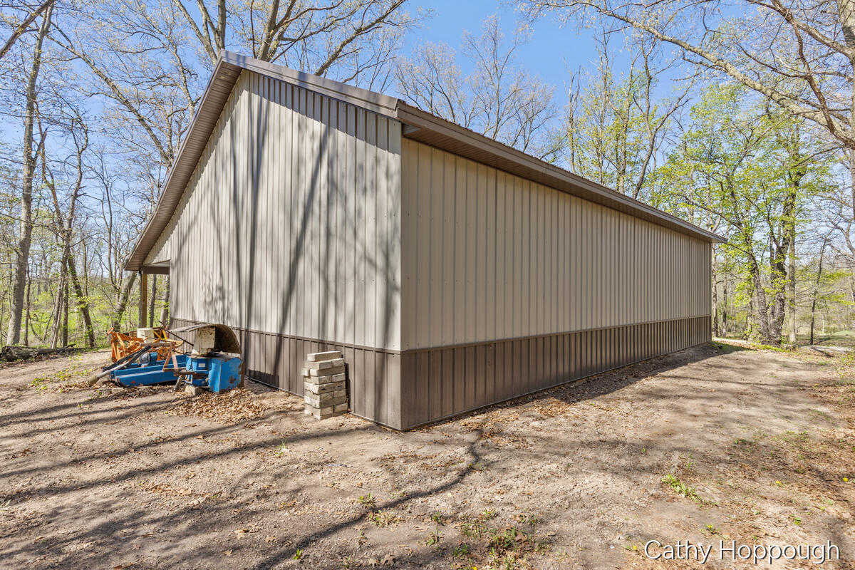 1057 West Tuttle Road Ionia, MI 48846 - Photo 9 of 32 1057-W-Tuttle_010