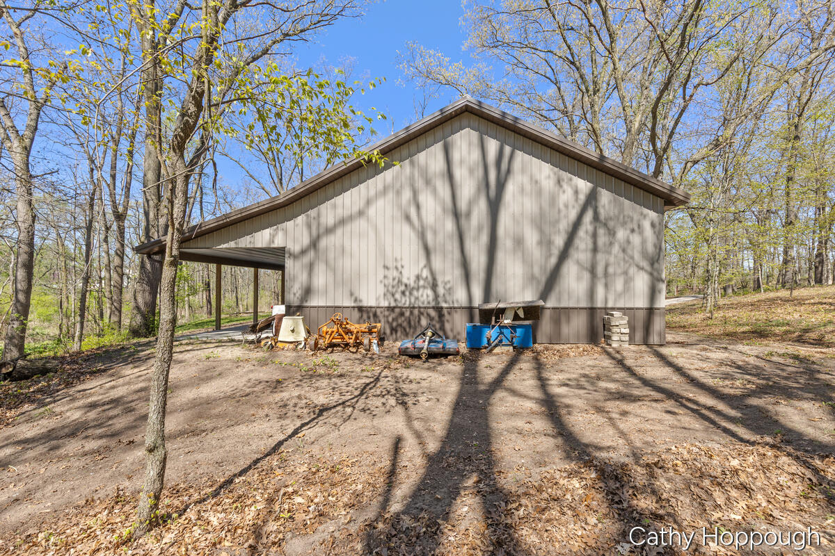 1057 West Tuttle Road Ionia, MI 48846 - Photo 10 of 32 1057-W-Tuttle_011