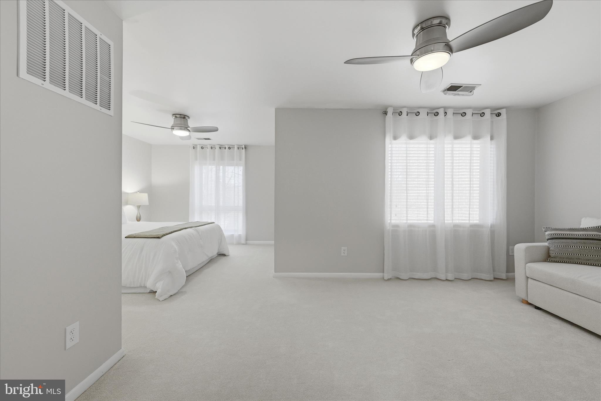11860 South Lakes Court Reston, VA 20191 - Photo 18 of 76 Primary Bedroom