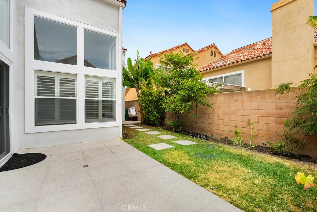 4 Las Cruces Irvine, CA 92614 - Photo 30 of 33 a house with a yard