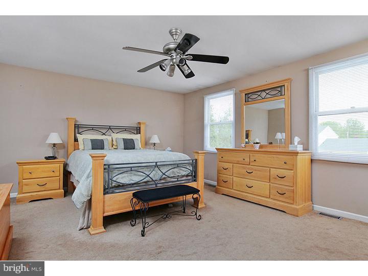 19 Chesterfield Road Sewell, NJ 08080 - Photo 13 of 20