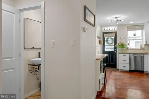 $599,000 | 2050 St Albans Street, Philadelphia, PA 19146