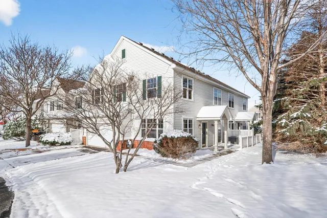 $259,900 | 1590 Countryside Drive, Shakopee, MN 55379