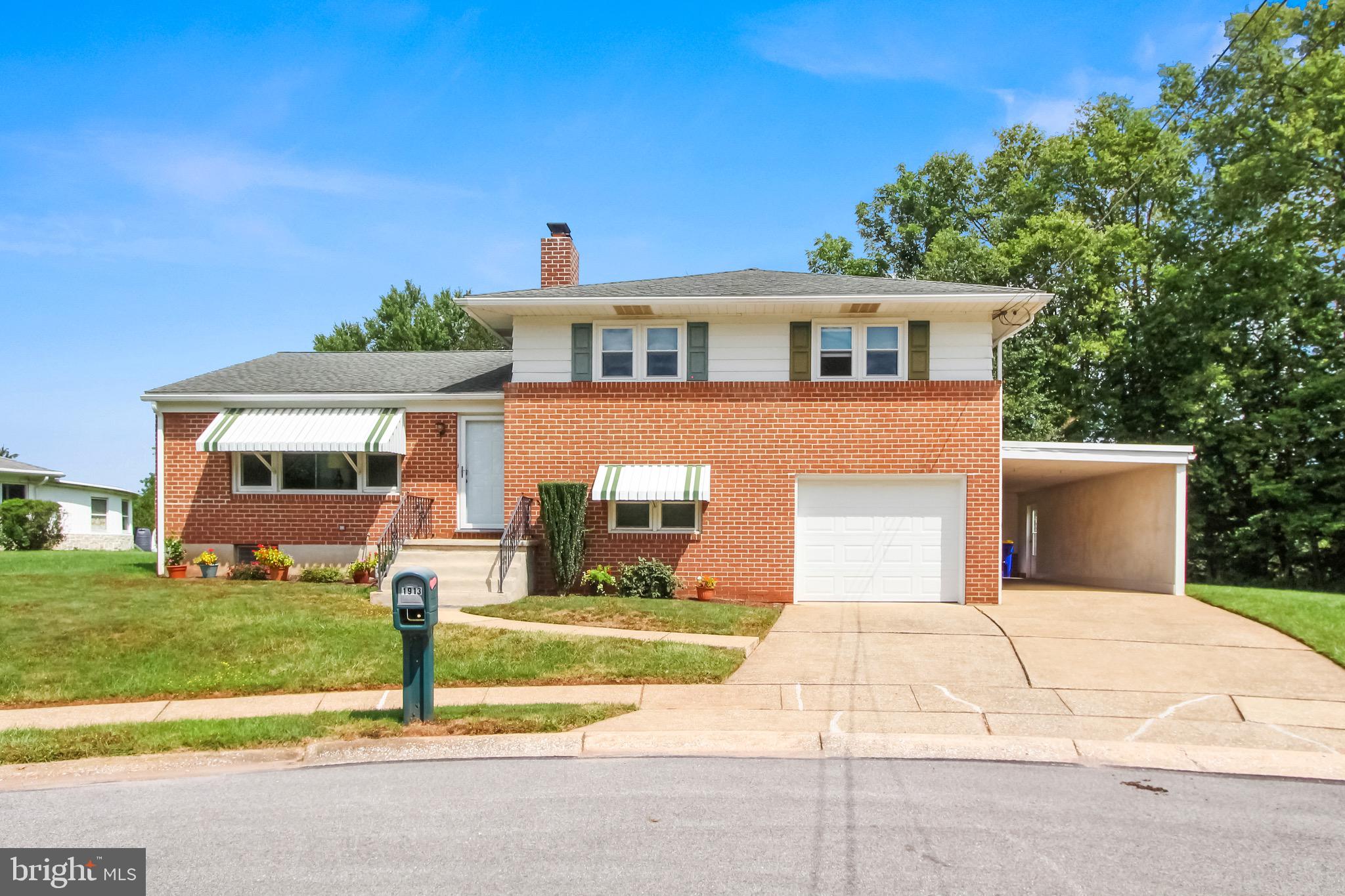 1913 Brenda Road York, PA 17408 - Photo 2 of 30 Gallery Image 2