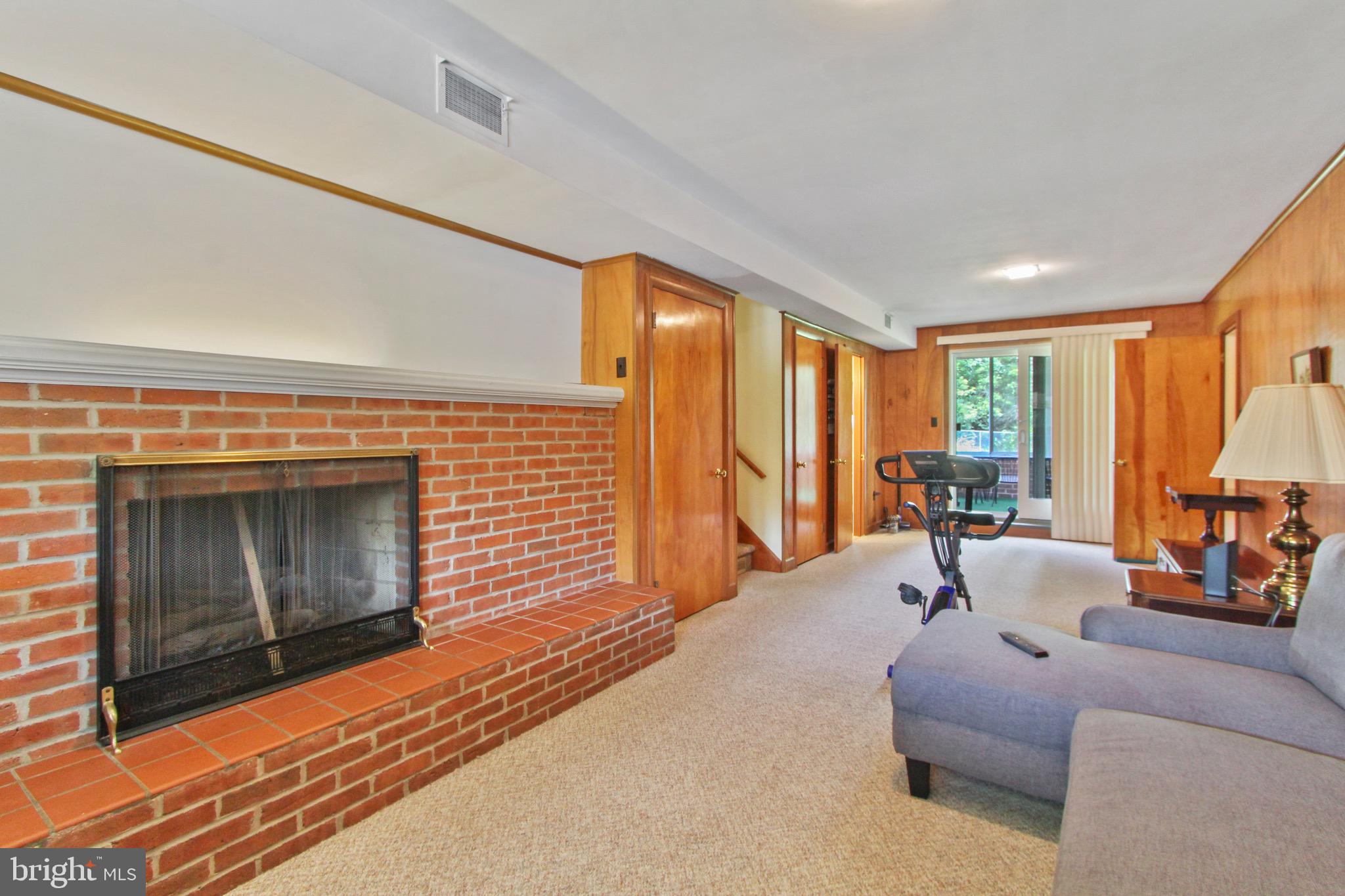 1913 Brenda Road York, PA 17408 - Photo 16 of 30 Gallery Image 16