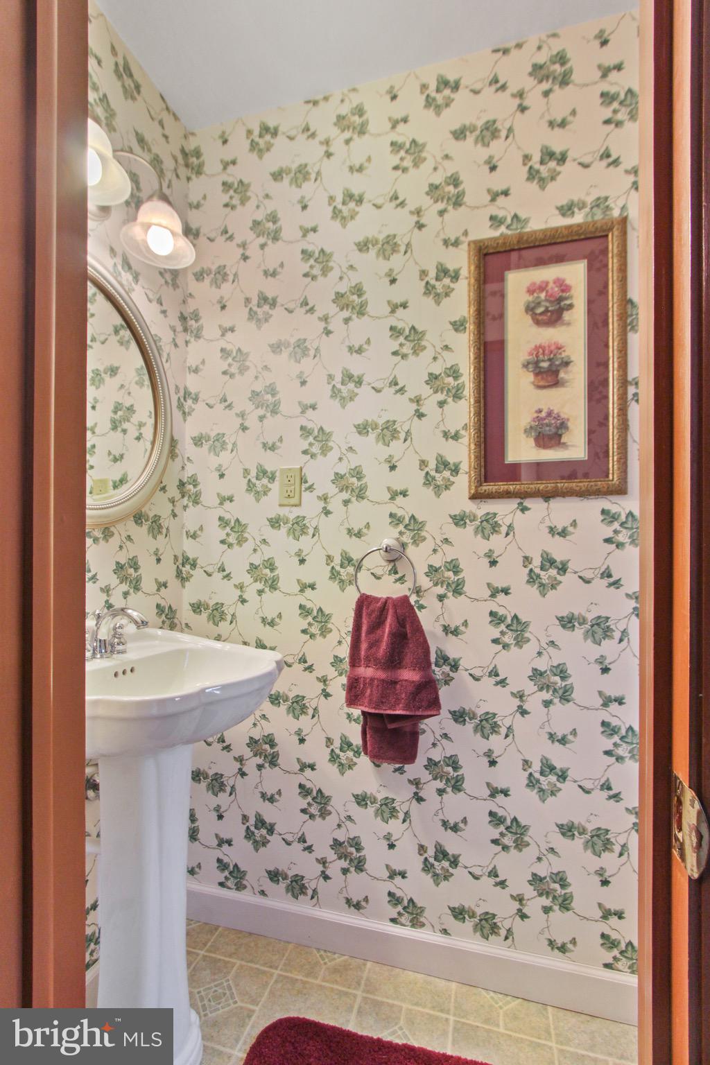 1913 Brenda Road York, PA 17408 - Photo 20 of 30 Gallery Image 20