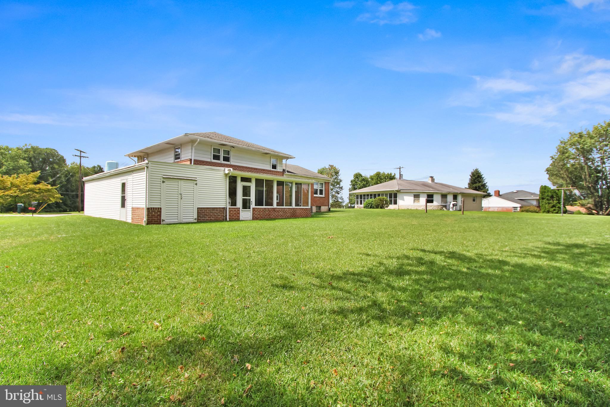 1913 Brenda Road York, PA 17408 - Photo 27 of 30 Gallery Image 27