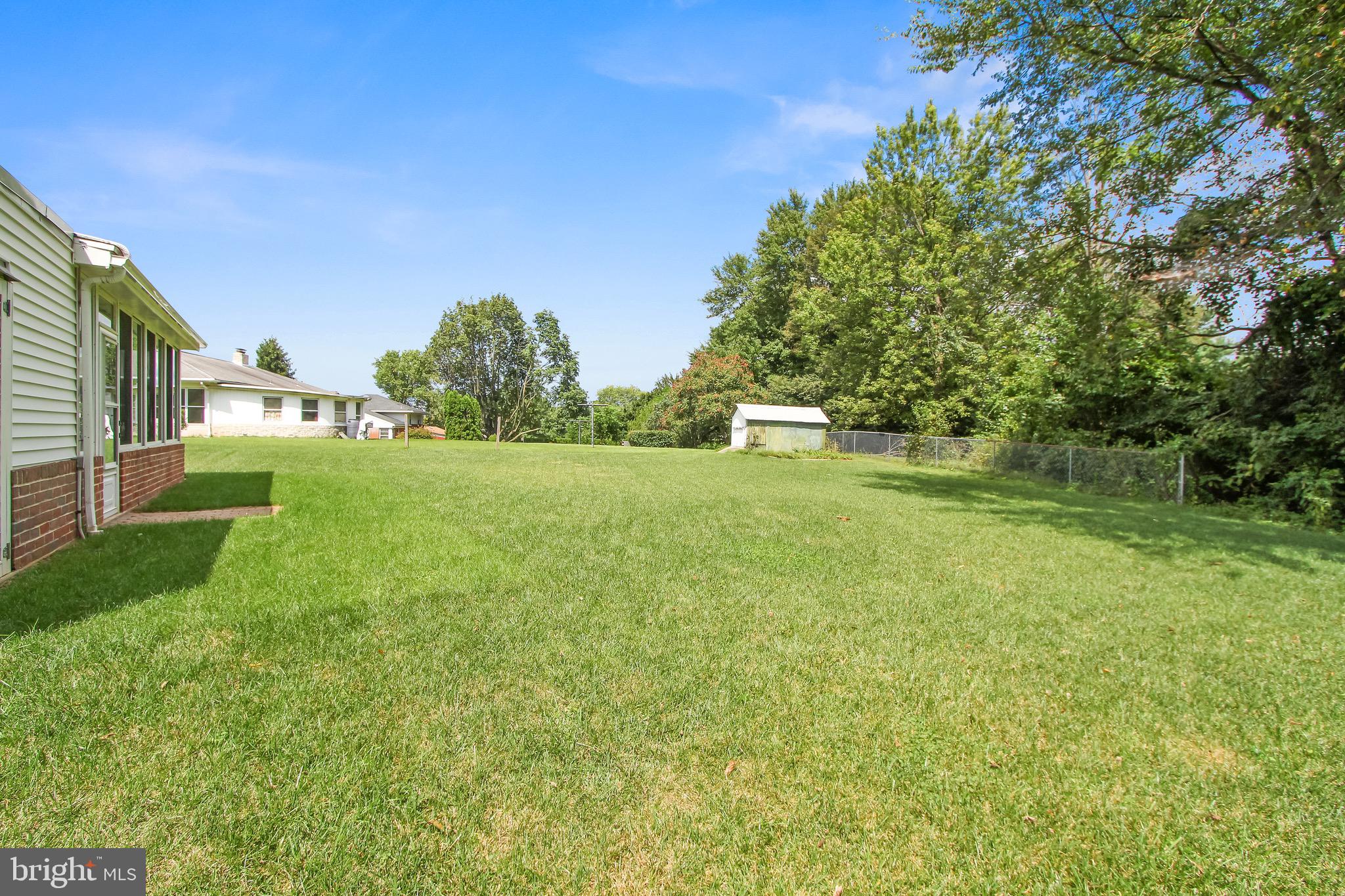 1913 Brenda Road York, PA 17408 - Photo 28 of 30 Gallery Image 28