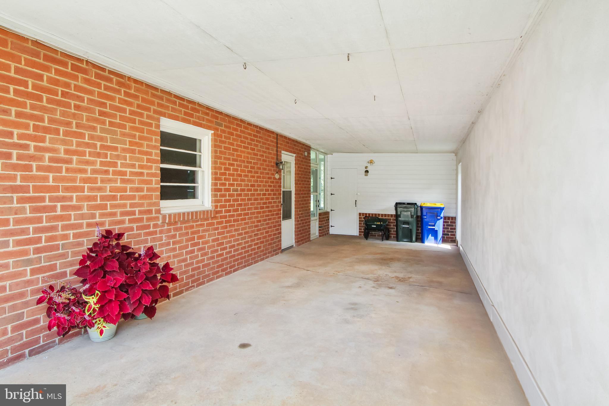 1913 Brenda Road York, PA 17408 - Photo 29 of 30 Gallery Image 29