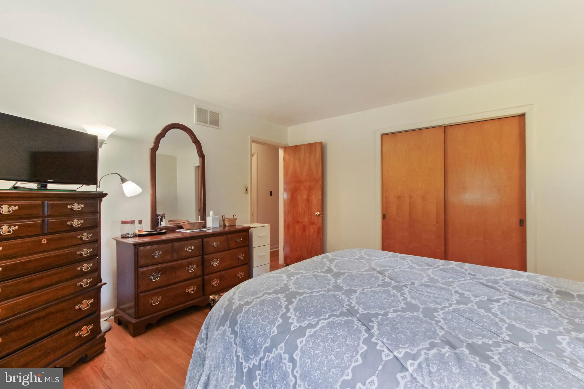 1913 Brenda Road York, PA 17408 - Photo 10 of 30 Gallery Image 10