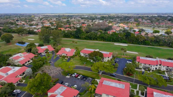 $2,500 | 8545 Casa Del Lago, Unit F, Boca Raton, FL 33433