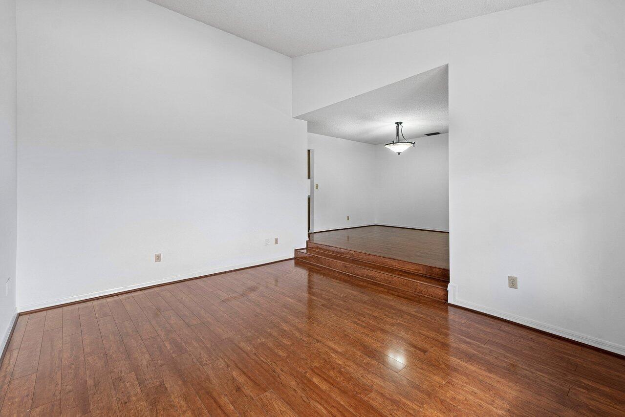 18428 102nd Way South Boca Raton, FL 33498 - Photo 8 of 46 Living room