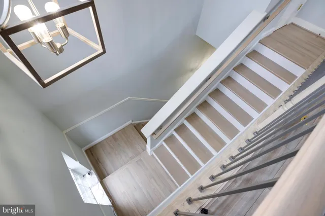 $3,700 | 8069 Gatehouse Road, Unit 23, Falls Church, VA 22042