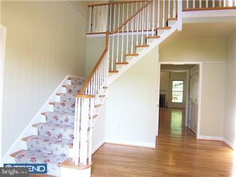 870 Springbank Lane Wayne, PA 19087 - Photo 2 of 12 Gallery Image 2