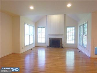870 Springbank Lane Wayne, PA 19087 - Photo 5 of 12 Gallery Image 5