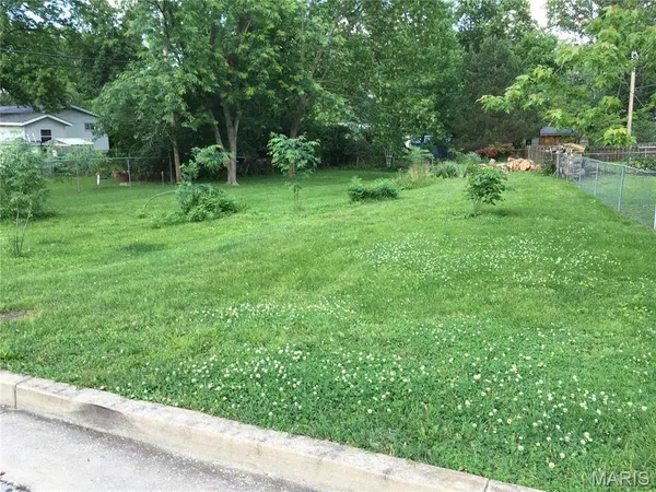 $48,000 | 1120 Tahiti Drive, St. Louis, MO 63126