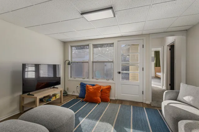 $332,500 | 1003 West William Street, Champaign, IL 61821