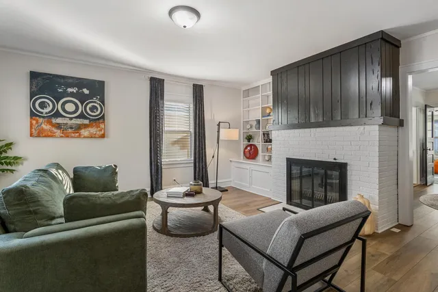 $332,500 | 1003 West William Street, Champaign, IL 61821