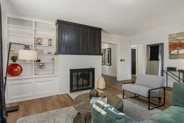 $332,500 | 1003 West William Street, Champaign, IL 61821