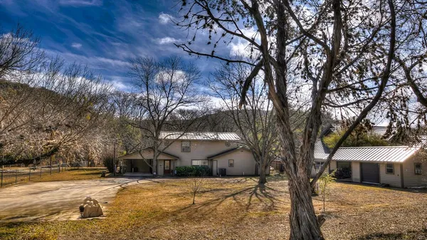 $849,000 | 6496 Hwy 83n Leakey Tx 78873, Leakey, TX 78873