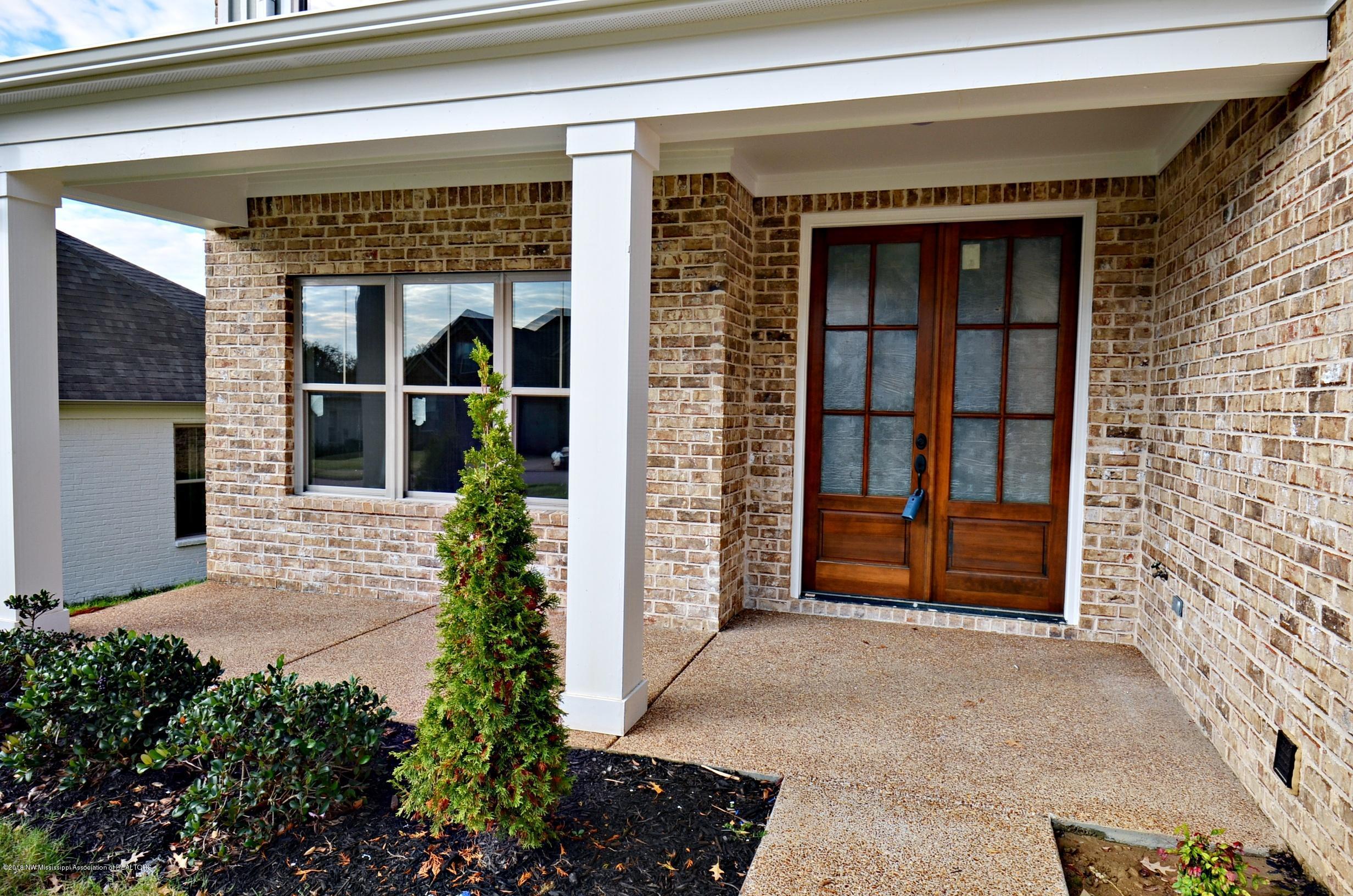 3685 Madison Ridge Hernando, MS 38632 - Photo 3 of 22 Covered front porch