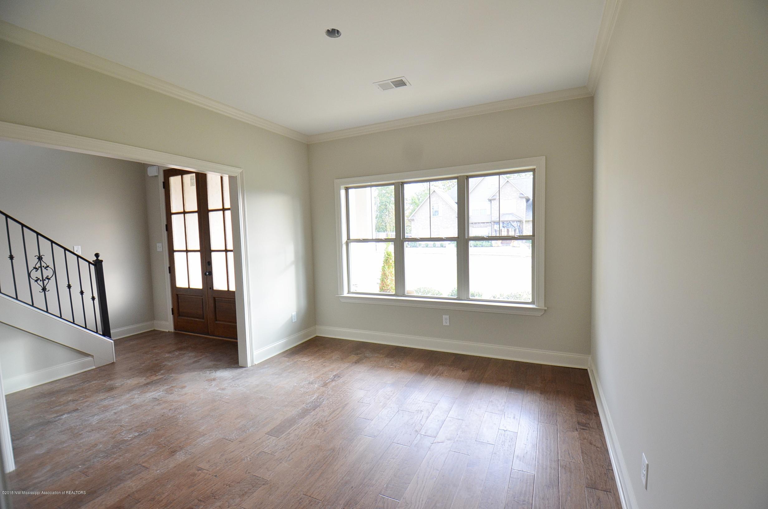 3685 Madison Ridge Hernando, MS 38632 - Photo 4 of 22 Dining room