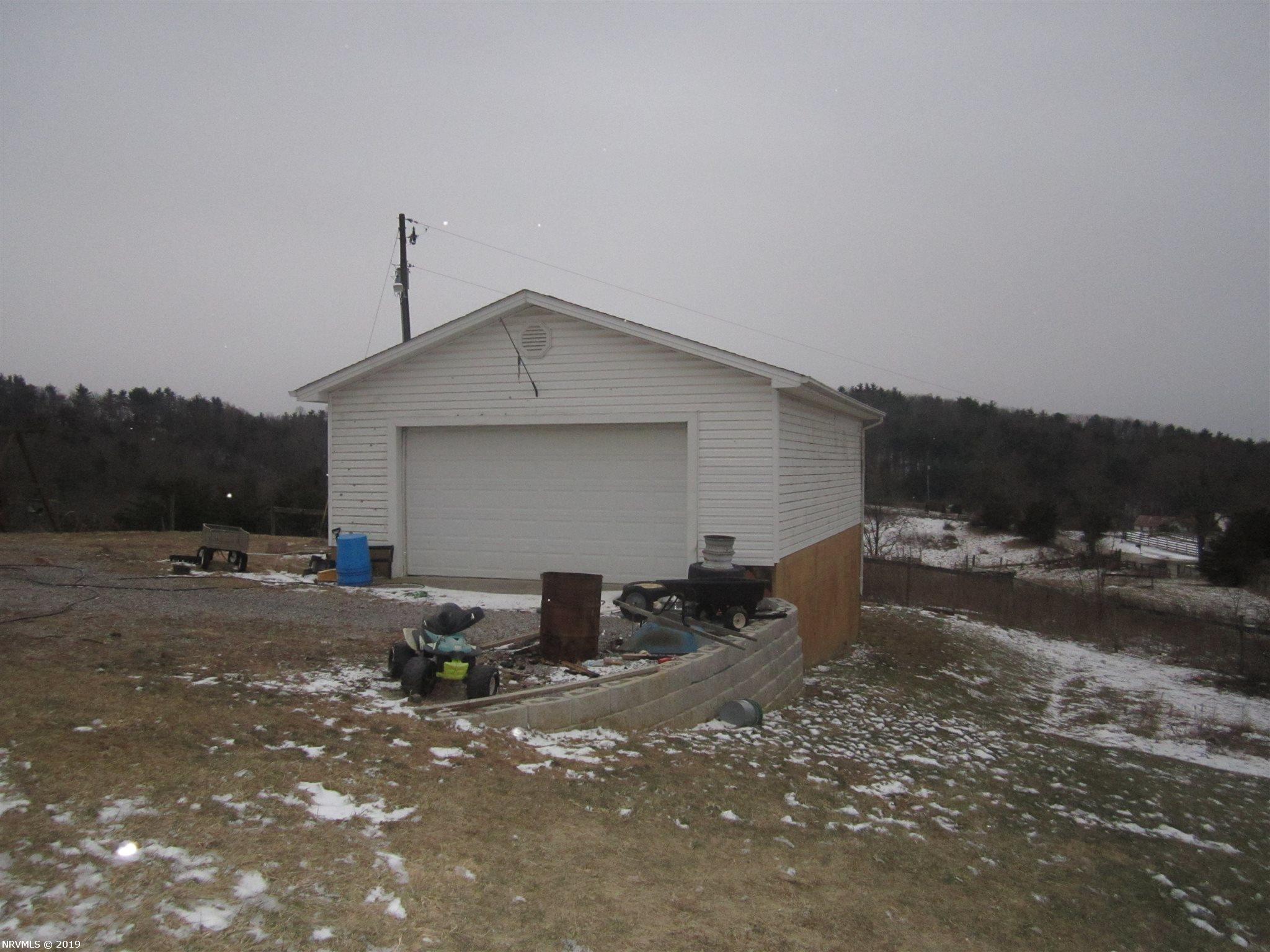 1169 Lick Ridge Road Northeast Check, VA 24072 - Photo 32 of 35 Gallery Image 32