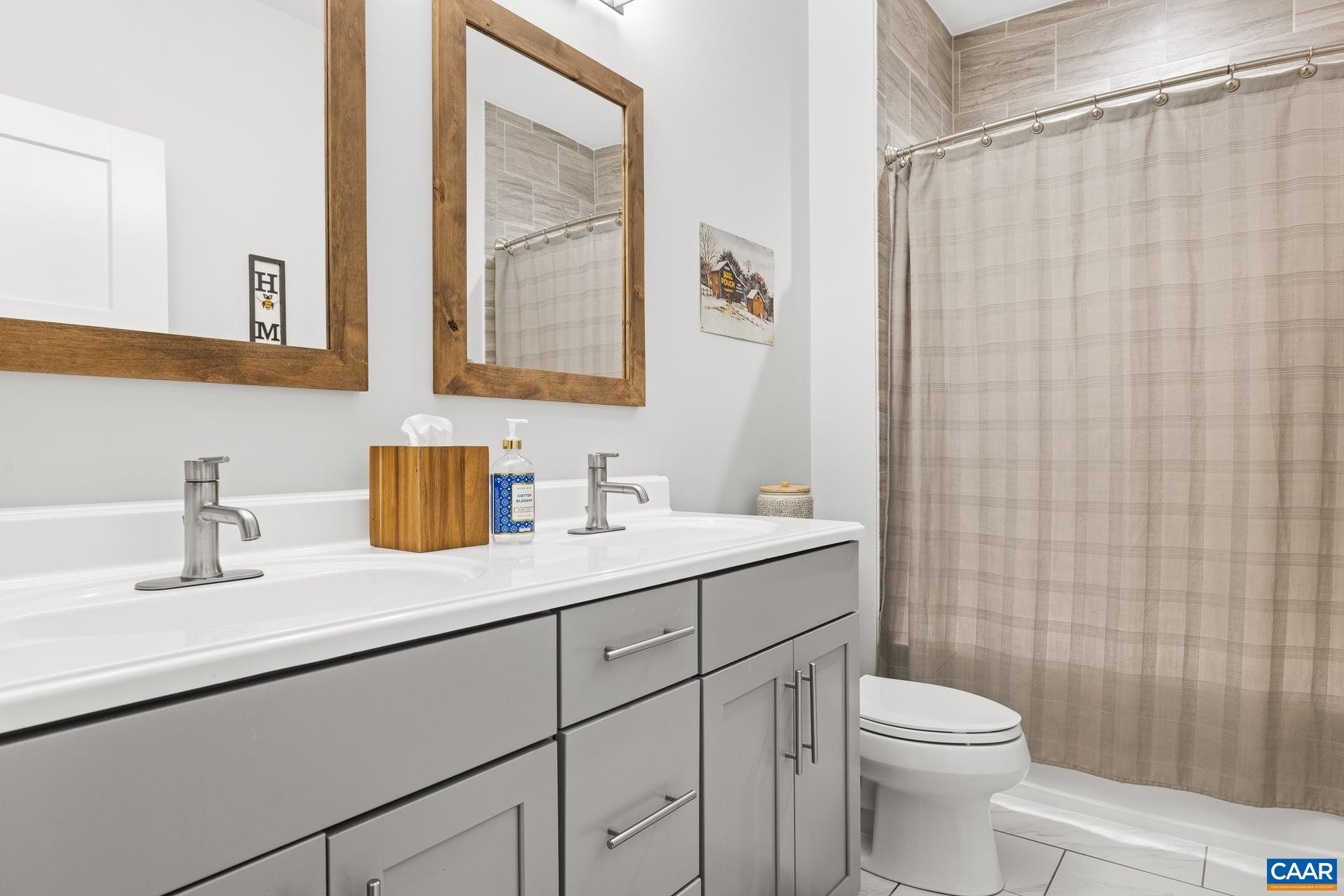 271 Two Rivers Drive Troy, VA 22974 - Photo 45 of 63 Full Upstairs Bath