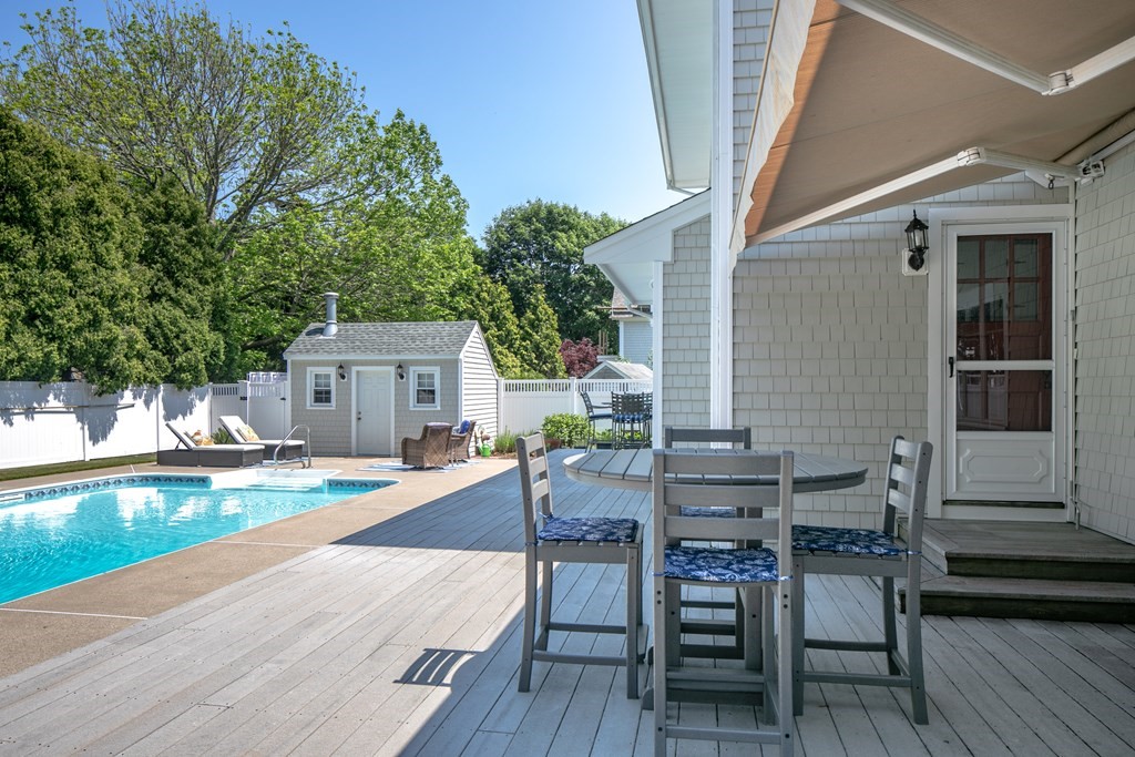 1 Ned's Point Road Mattapoisett, MA 02739 - Photo 7 of 39 Gallery Image 7
