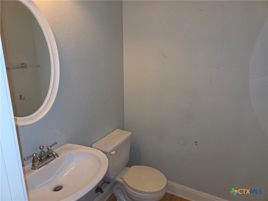 716 Moon Shadow Temple, TX 76502 - Photo 7 of 11
