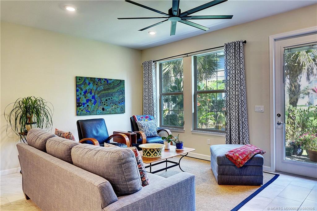 1843 Southeast Roxy Way Stuart, FL 34996 - Photo 6 of 31