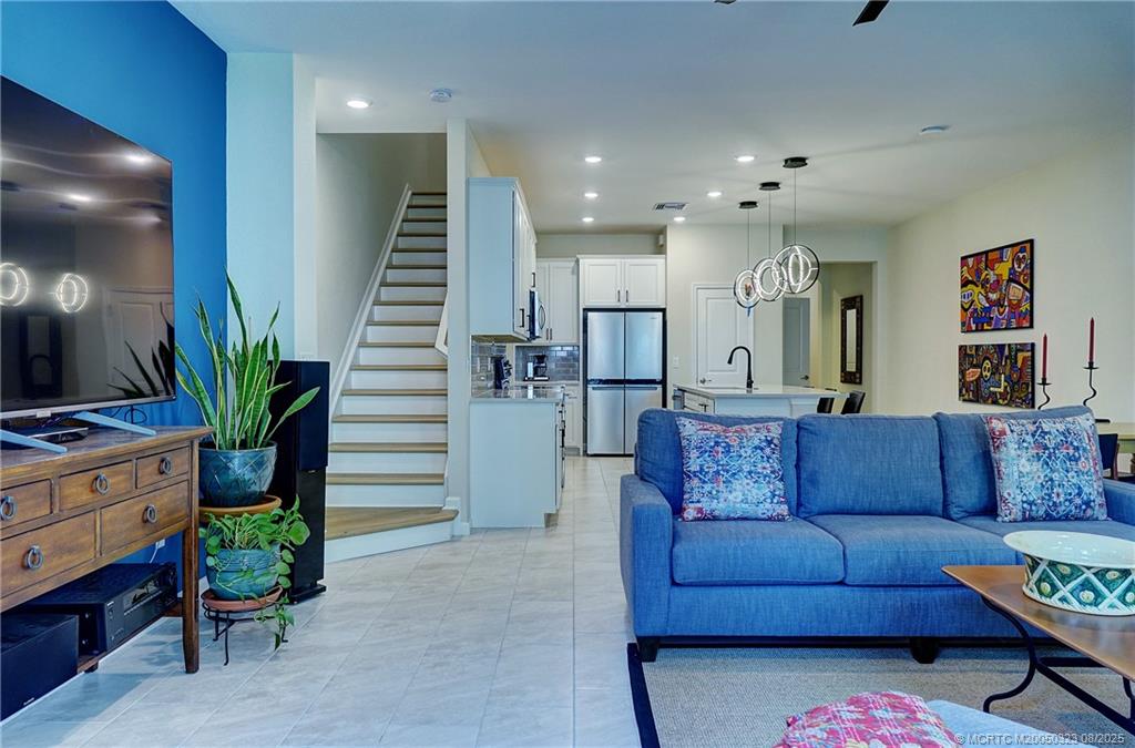 1843 Southeast Roxy Way Stuart, FL 34996 - Photo 8 of 31