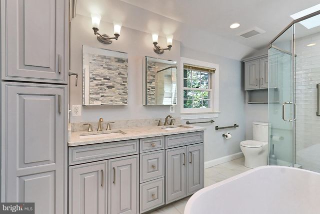 $1,195,000 | 3315 Carolina Place, Alexandria, VA 22305